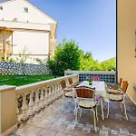 Two-bedroom 19 Διαμέρισμα